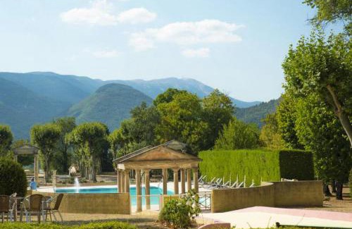 Montbrun-les-Bains Apartment | Appartement Bellevue du Ventoux