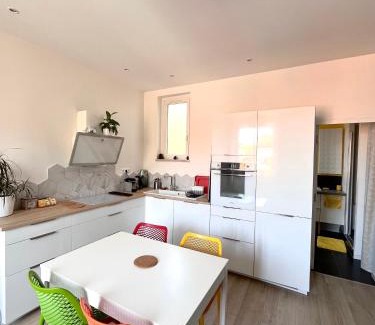 Saint-Lambert Apartment | Appartement Calme en Plein Centre Ville