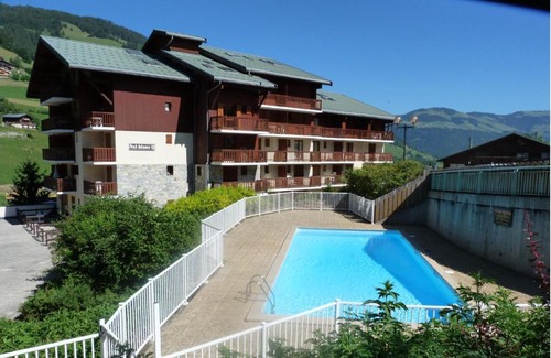 Areches Apartment | Appartement centre village, 4 personnes, 1 chambre, 1 coin montagne - VLI24