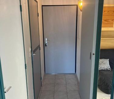 Palavas-les-Flots Apartment | Appartement climatisé, double vue mer et Pic, accès mer et Parking privatif