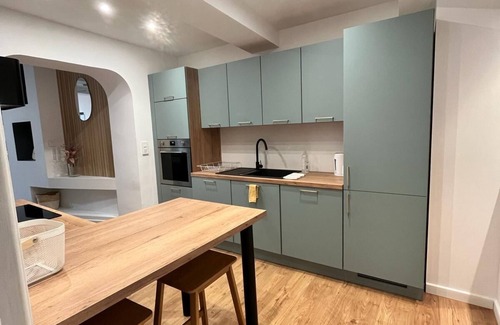 Hyeres City Centre Apartment | Appartement Coeur du Centre Historique, Départ Idéal Visites et Restaurants !