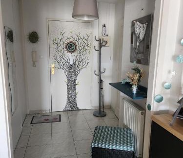 Quartier Saint-Leon Apartment | Appartement cosy à 5mn du Parc des Expositions