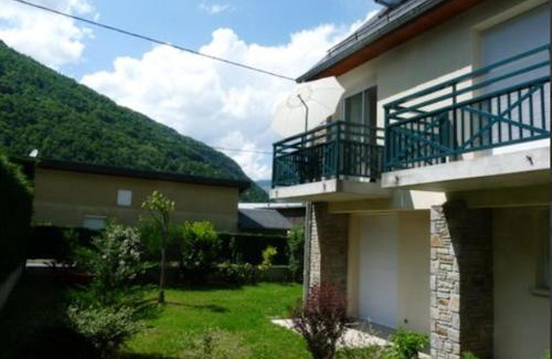 Saint-Mamet Apartment | Appartement cosy à Saint-Mamet - 36 m² - Vue montagne