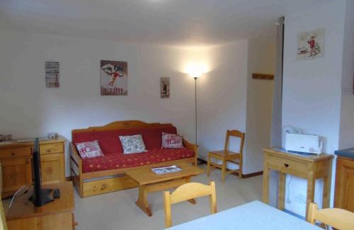 Valfrejus Apartment | Appartement cosy à Valfréjus, près des remontées mécaniques - FR-1-561-82