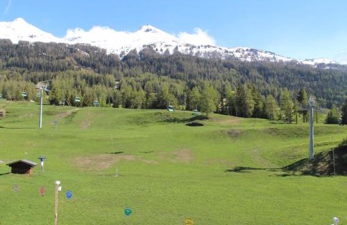 Lanslevillard Apartment | Appartement cosy 4 pers. avec balcon, WiFi et draps fournis - FR-1-508-173