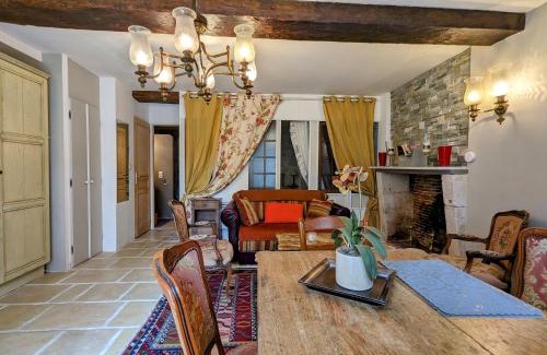 Le Blanc Apartment | Appartement cosy au cœur de Le Blanc, proche château - FR-1-591-758