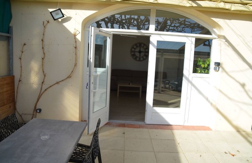 Rasteau Apartment | Appartement Cosy de 120 m2 Situé à Rasteau . Animaux de Compagnie Acceptés