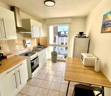 Poincare Apartment | Appartement Cosy & Spacieux - Centre ville