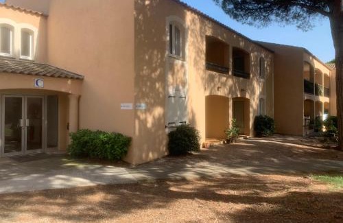 Valescure Apartment | Appartement Coté jardin - Wifi