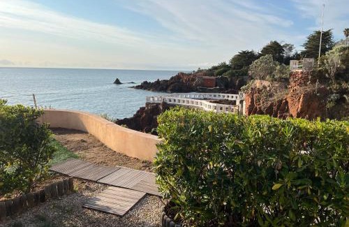 Le Trayas Apartment | Appartement dans résidence pieds dans l’eau