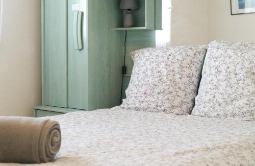 Chateau-d'Olonne Apartment | Appartement dans résidence de vacances, avec piscine, quartier Pironniere Les Sables 4 personnes