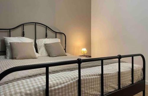 Salon-de-Provence Apartment | Appartement design pour 6 pers dans le centre de Salon de Pce - Proche Fontaine Moussue