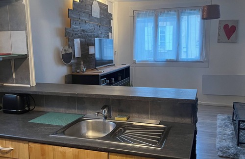 Barriere Saint Marc Apartment | Appartement Familiale 7 Personnes Orléans Prestigehost