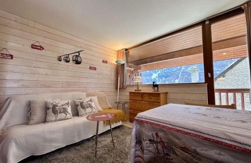 Monetier-les-Bains Apartment | Appartement lumineux 2 pièces cabine au Monêtier-les-Bains, proche pistes, avec parking - FR-1-330F-239
