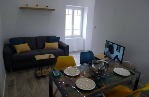 Bourgenay Apartment | Appartement Entièrement Rénové 3 Étoiles 30 m² au Cœur des Sables D'olonne