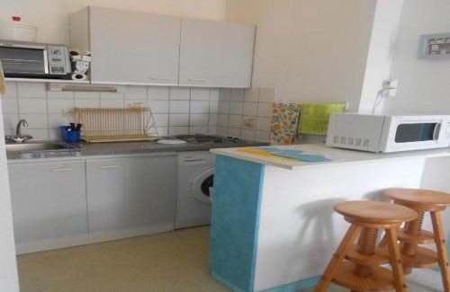 Vieux-Boucau-les-Bains Apartment | Appartement T2 Cabine au bord du lac, 6 pers, animaux admis - FR-1-379-24