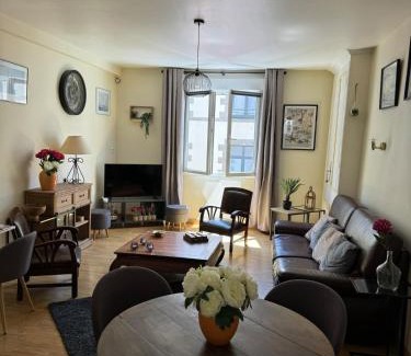 Granville Apartment | Appartement Granville hyper centre