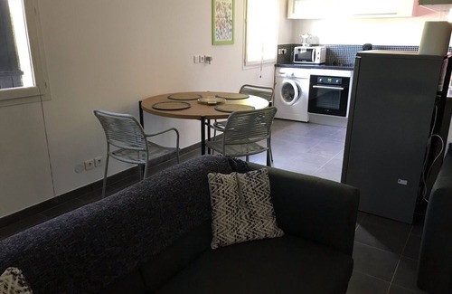 Allauch Apartment | Appartement Indépendant Dans Villa, Accès et Parking Indépendants
