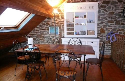 Le Palais Apartment | Appartement Le Palais, 3 pièces, 4 personnes - FR-1-418-83