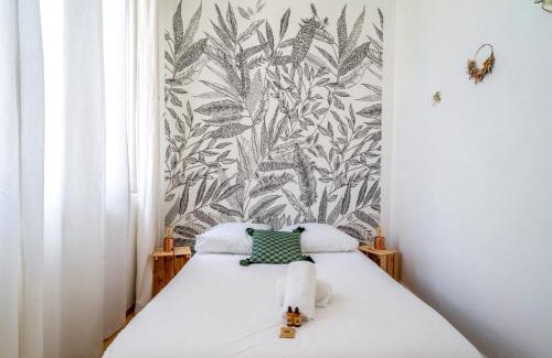 Noailles Apartment | Appartement Liberty - Welkeys