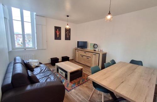 Quartier du Casino Apartment | Appartement lumineux 2 ch, proche plage & commerces - FR-1-706-31