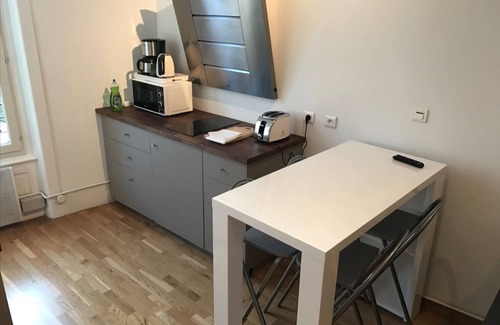 Zola - Pressense Apartment | Appartement Lyon - Villeurbanne