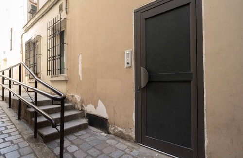 Quartier de Rochechouart Apartment | Appartement Maubeuge - Welkeys