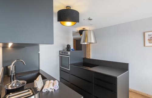 Cognet Apartment | Appartement moderne avec accès direct aux pistes, près du centre et des commerces - FR-1-645-64