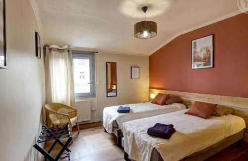 Saint-Chamond Apartment | Appartement moderne avec parking, wifi et climatisation - FR-1-496-269