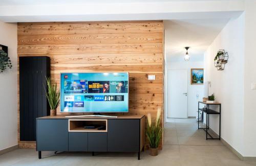 Briancon Apartment | Appartement Neuf à 50 m du Télécabine Prorel 4 personnes box ski et garage privé