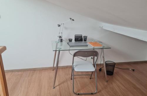 Nimes City Centre Apartment | Appartement nimes centre160m2 climatisation 3 chambres avec parking