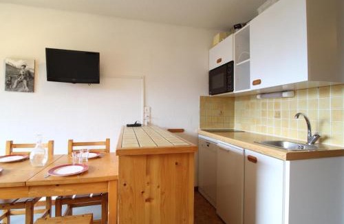 Lanslevillard Apartment | Appartement pour 4 personnes avec balcon, proche des pistes à Val Cenis Le Haut - FR-1-508-133