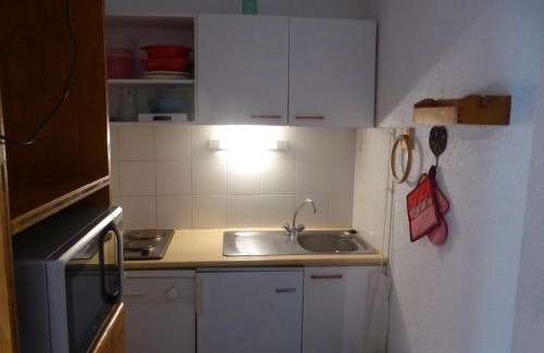 Areches Apartment | Appartement rénové cosy avec piscine, pour 4 personnes, proche des pistes et du village. - FR-1-342-180