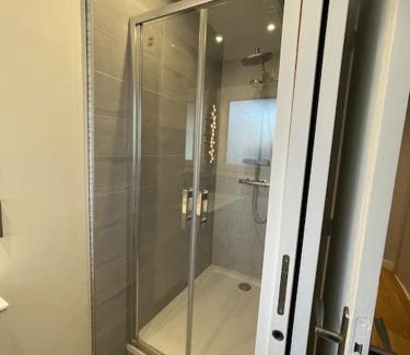 Prince–Marmottan Apartment | Appartement Roland-Gaross/Boulogne-Billancourt