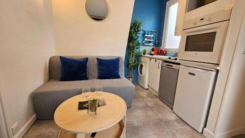 Les Iles Apartment | Appartement RENOVE EN PLEIN COEUR DE PARIS SUR L'ILE SAINT LOUIS !