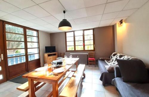 Vignec Apartment | Appartement Souplex T4 à Vignec - 7 pers, 80m², Terrasse, Équipé, Proche Activités - FR-1-457-329
