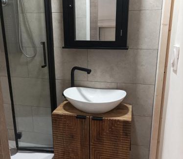 Pezenas Apartment | Appartement Sous Les Toits