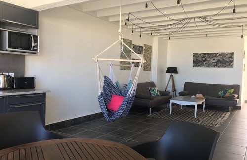 Nettle Bay Apartment | Appartement spacieux au village du flamboyant