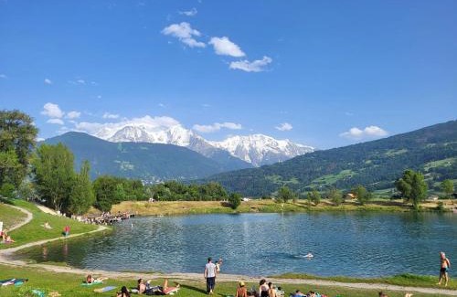 Mont-Saxonnex Apartment | Appartement spacieux avec vue sur les montagnes à Mont-Saxonnex