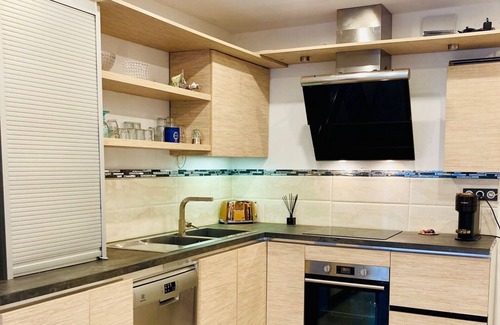 Perier Apartment | Appartement Standing,jardin Cœur Roucas Blanc /vauban, Proche Base JO 2024