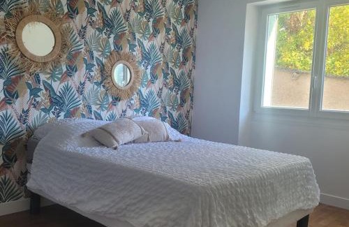 Poussots Apartment | Appartement standing proche centre rocade PARC colombiere wifi