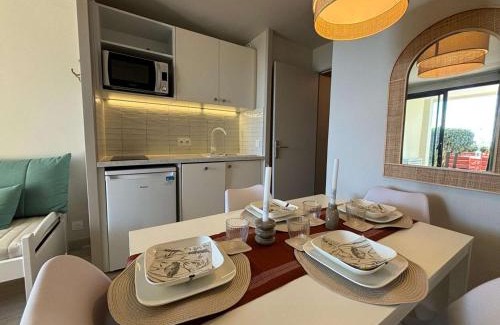 La Croix des Gardes Apartment | Appartement studio cabine à Cannes avec piscine et parking - FR-1-609-93