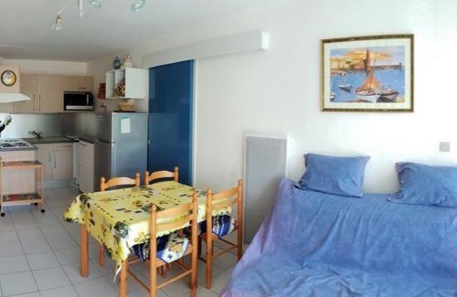 Plage d'Argeles Apartment | Appartement T2 Cabine avec Balcon, Parking Privé et Piscine à 150m de la Plage - Argelès-sur-Mer - FR-1-388-26
