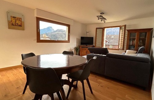 Mieussy Apartment | Appartement T3 à la montagne au centre du village