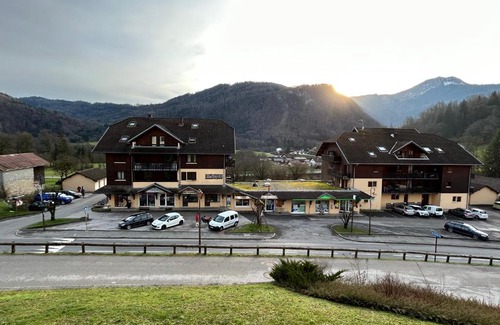 Mieussy Apartment | Appartement T3 à la montagne au centre du village