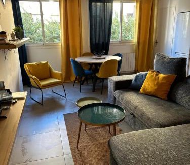 Saint-Victor Apartment | Appartement T3 72m2 Rénové Vieux port Marseille