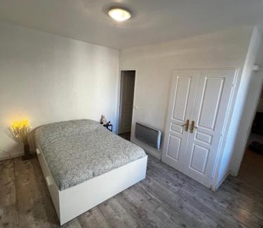 Fos-sur-Mer Apartment | Appartement tout équipé proche plages