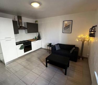 Fos-sur-Mer Apartment | Appartement tout équipé proche plages