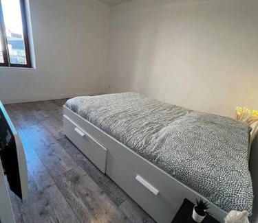 Fos-sur-Mer Apartment | Appartement tout équipé proche plages