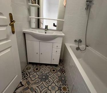 Fos-sur-Mer Apartment | Appartement tout équipé proche plages